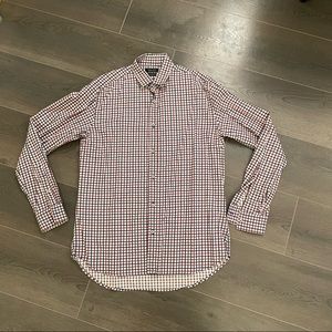 Men’s Zara red & blue gingham plaid button down (Sz 40)